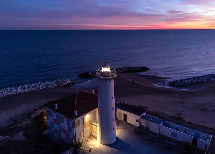 Spacious Family Near The * ビビオーネ