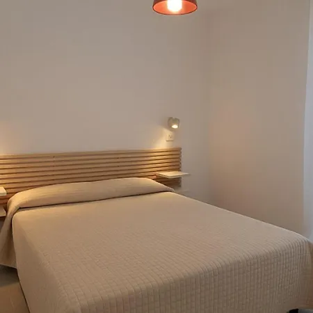 Spacious Family Near The アパート ビビオーネ